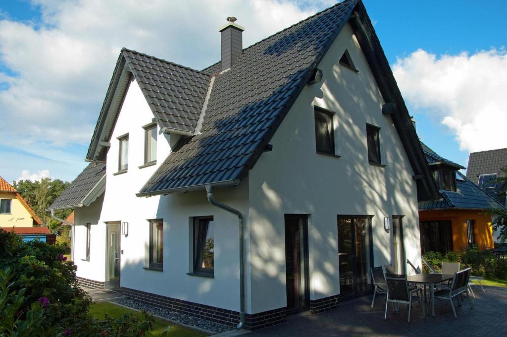 Dünenresidenz Glowe - Ferienhaus Maxi 200 m zum Strand