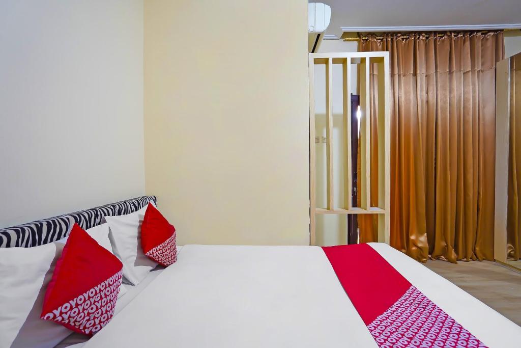 OYO Life 511 Grace Residence - Tap to explore photos