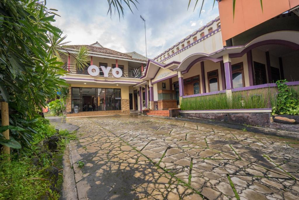 Hotel O Central Batu Near Jatim Park 3 Formerly Bunga Matahari Hotel
