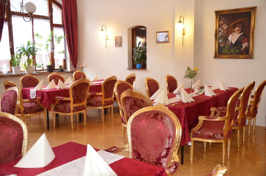 Hotel Zur Hallenburg photo 2