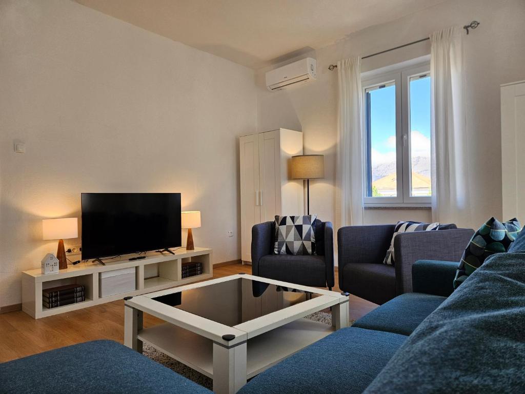 Apartment Matisse - Tap to explore photos