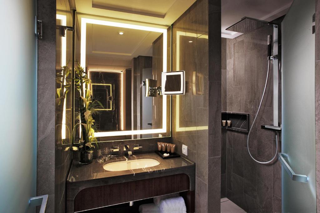 Tangla Hotel Brussels Room Type - Superior Twin Room