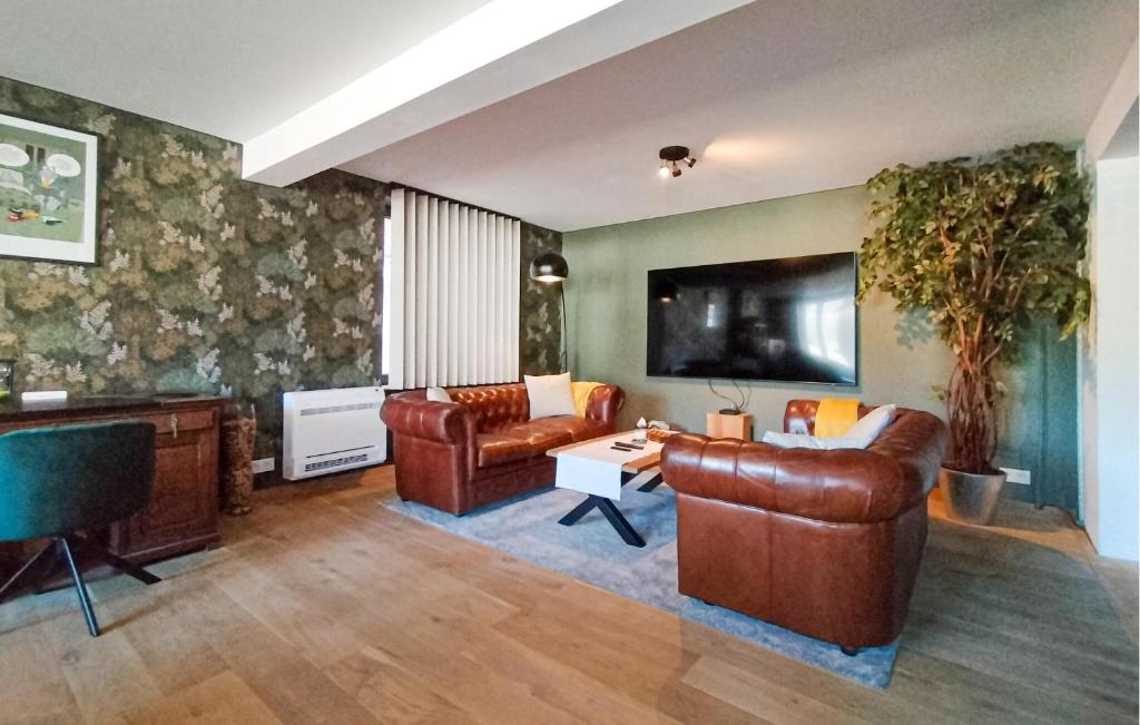 Cozy Home In Bouillon With Wifi