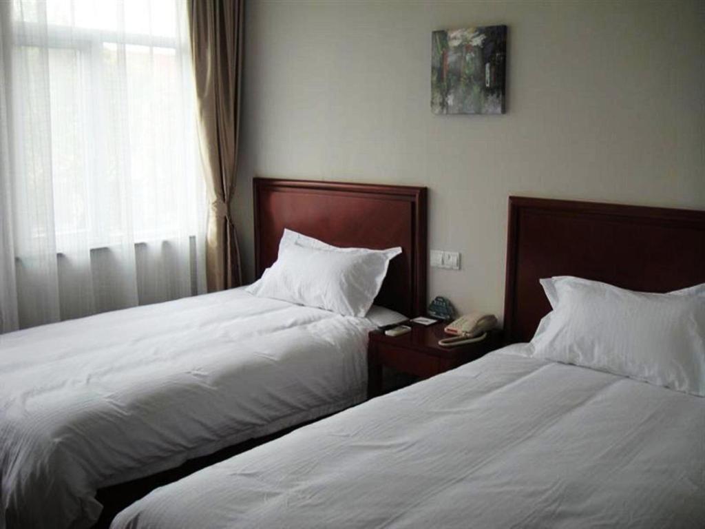 Двухместный (Двухместный номер с 2 отдельными кроватями), GreenTree Inn Zhejiang Ningbo East Bus Station Express Hotel