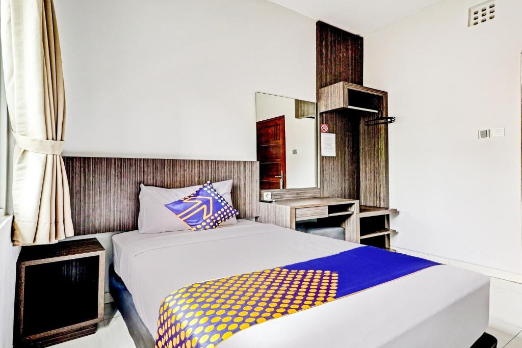 Hotel O Cihampelas Near Ciwalk Formerly D'River Guest House photo 3