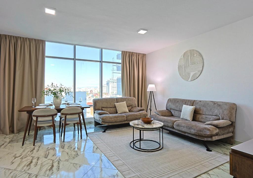 Byzantine Elegance Suite - NEST photo 2