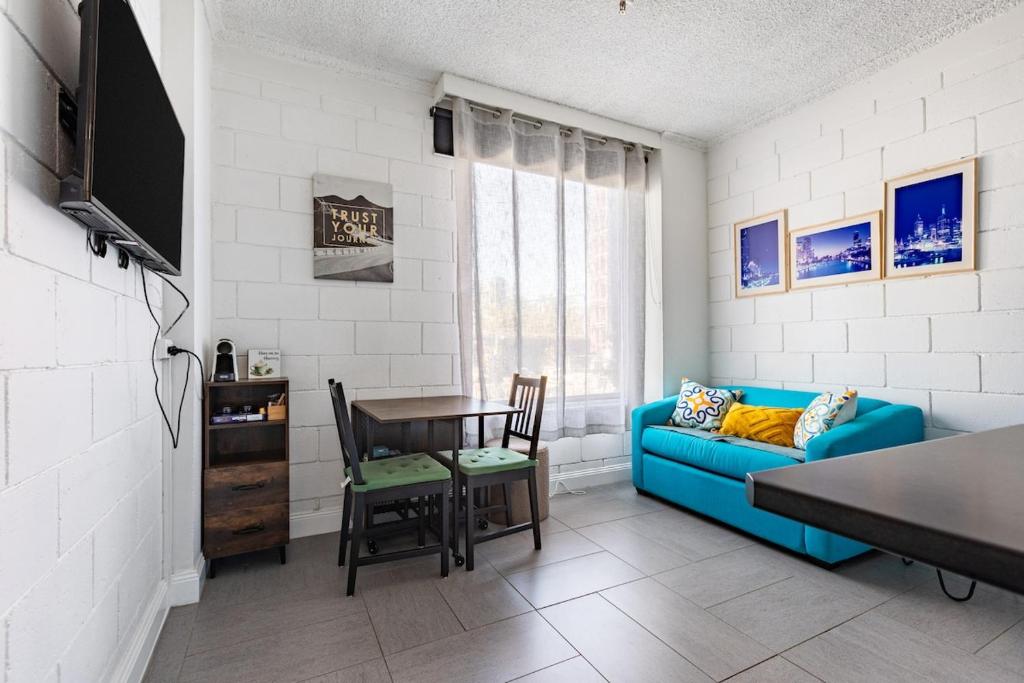 Prime Location - Newly renovated Quaint 1BR Apt!