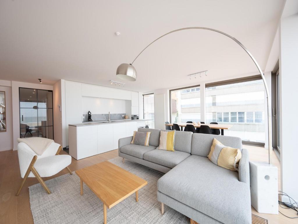 Stunning apartment with sea view