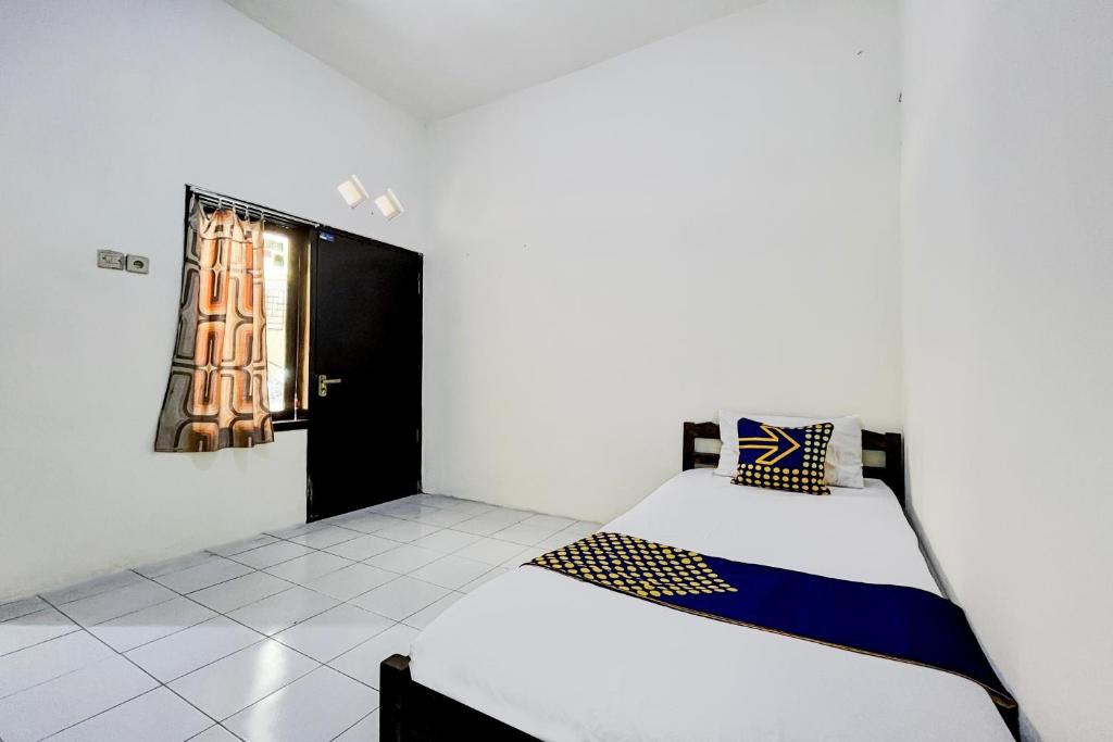 OYO Life 93398 Sudimoro Guest House Syariah