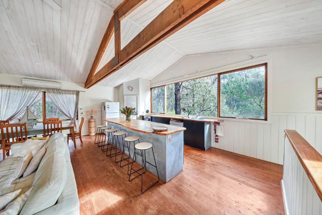 Rustic Treehouse - Aireys Inlet photo 4