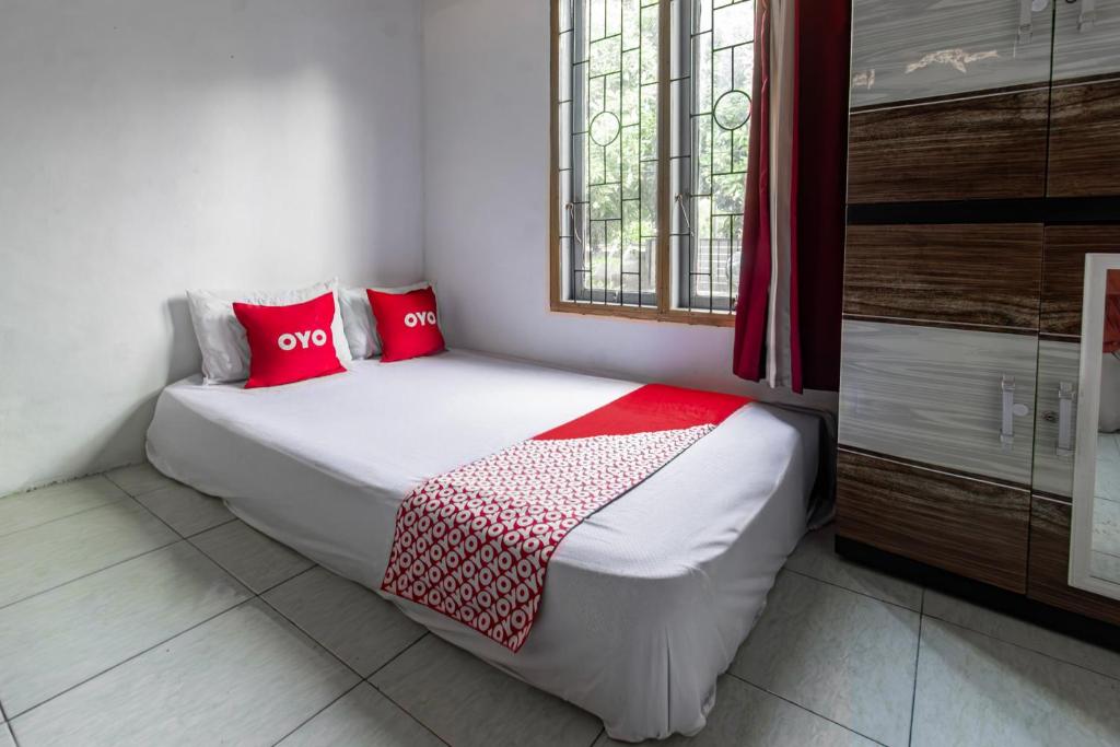 Hotel O Lestari Homestay - Tap to explore photos