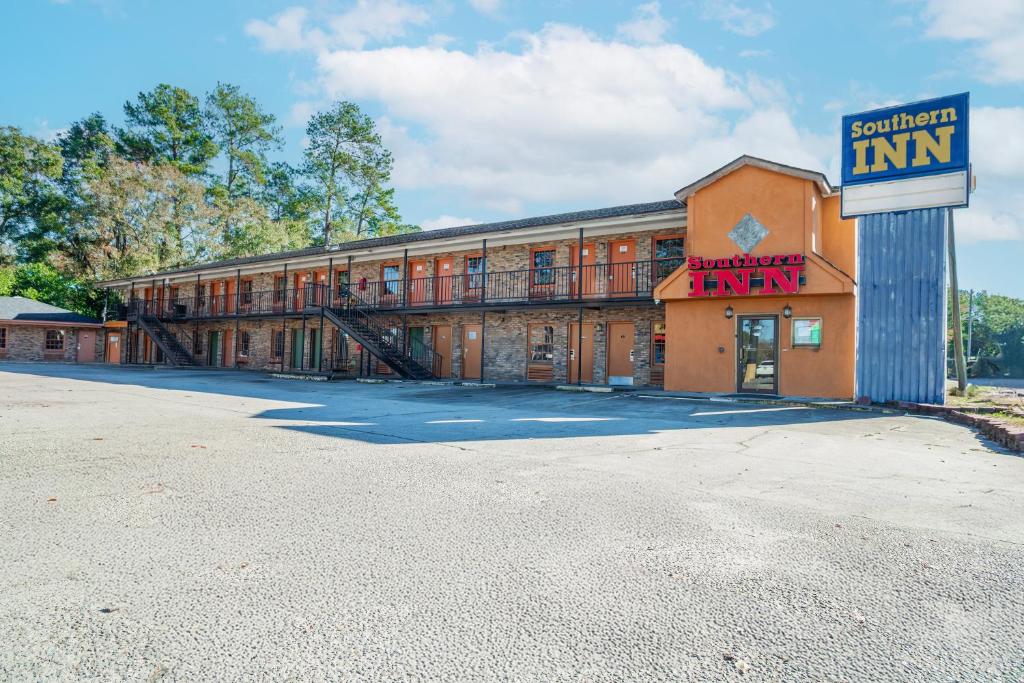 Southern Inn By OYO Walterboro I-95 image