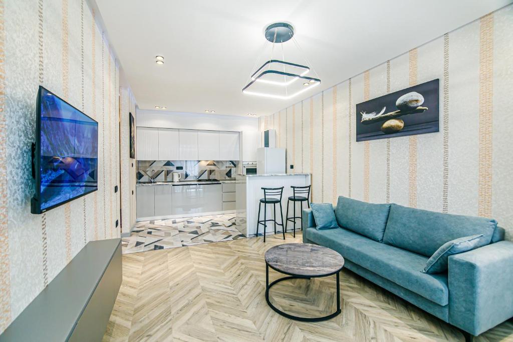 White Tower Apartment photo 4