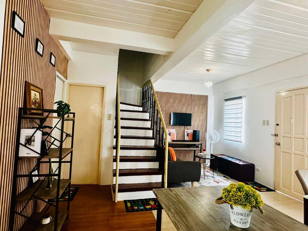 Host Homes Camella Whole House- 3BR Cozy Townhouse in Campetic Palo