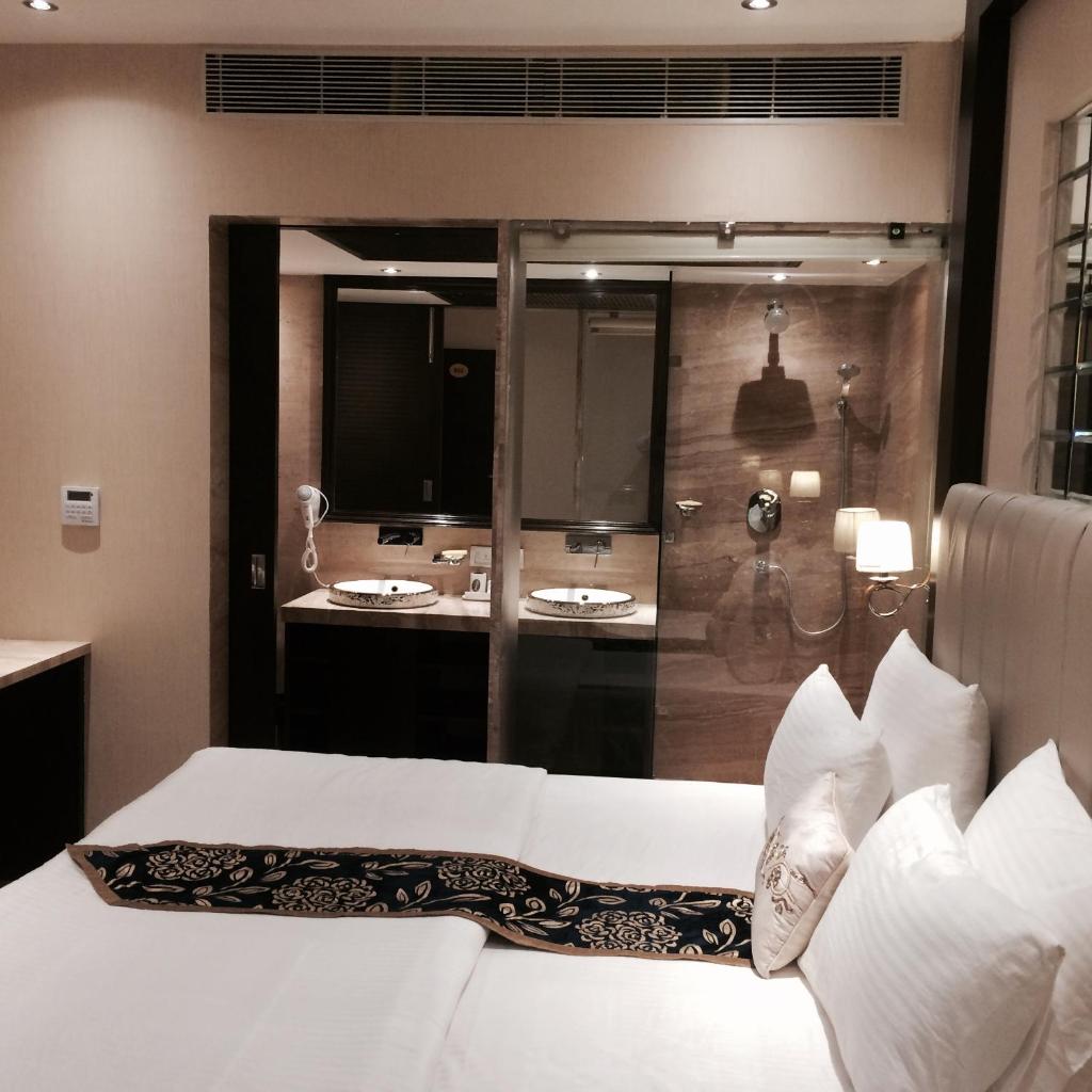 Двухместный (Номер «Премиум»), Hotel Emperor Palms at Karol Bagh