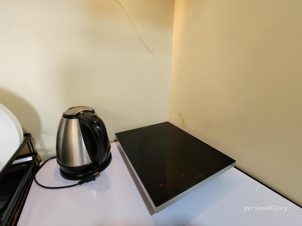 Skyline Cebu City Views 1BR WiFi Kitchen - Tap to explore photos