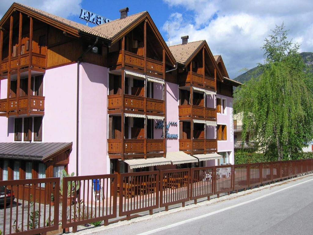 Hotel Serena photo 1