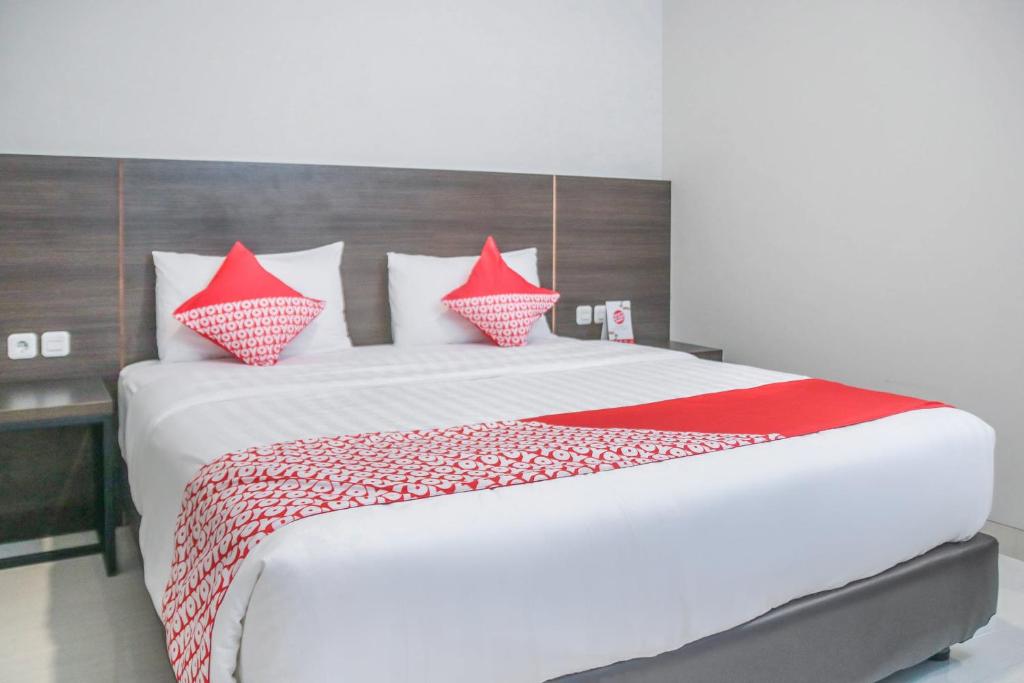 Hotel O Azzahra Guest House Syariah photo 1