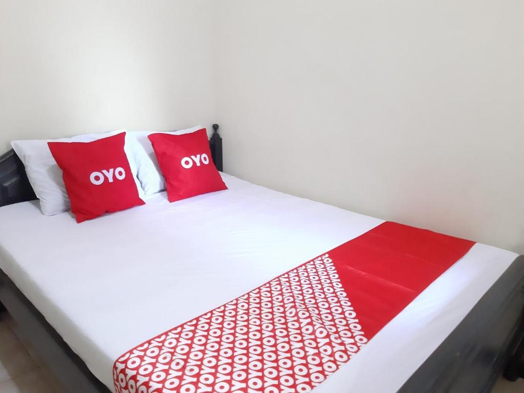 Hotel O Panderman Residence - Tap to explore photos