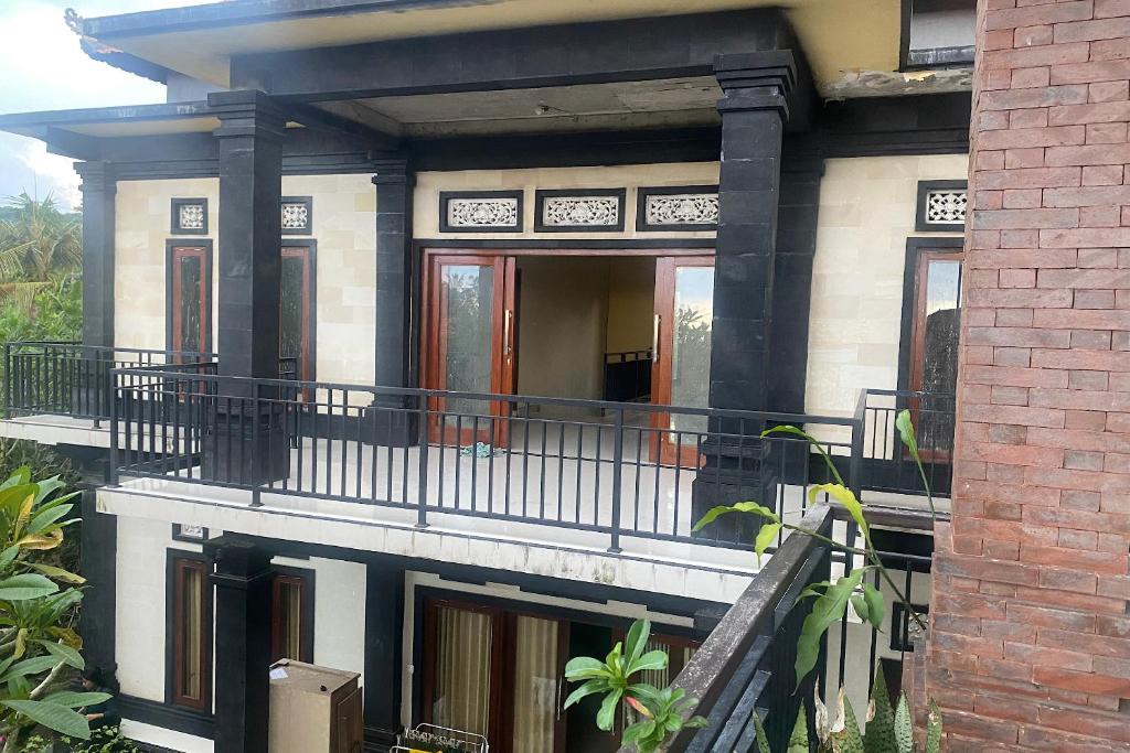 Capital O 93844 Arta Adi Homestay NearBali Zoo photo 4