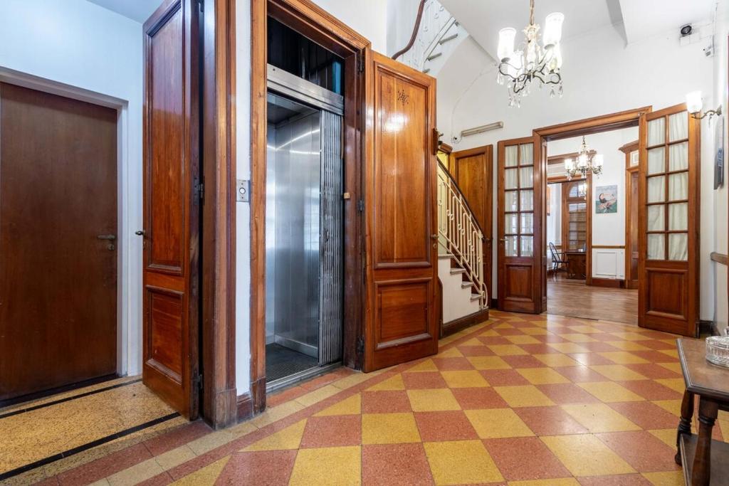 Luxury mansion in Recoleta - Jacuzzi - Sauna - 40 people photo 1