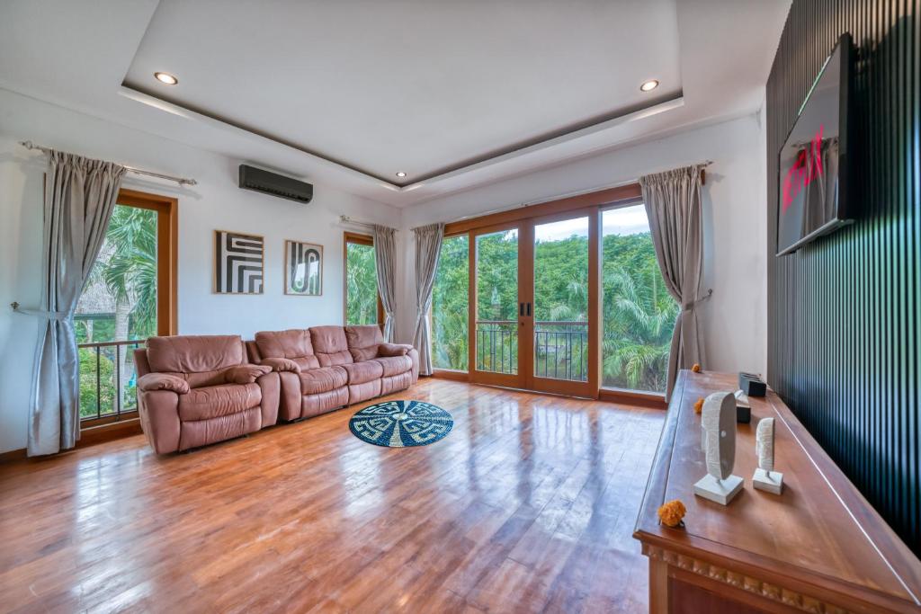 ELITE 4BD Uluwatu Villa with Pvt Pool and Golf Access photo 4