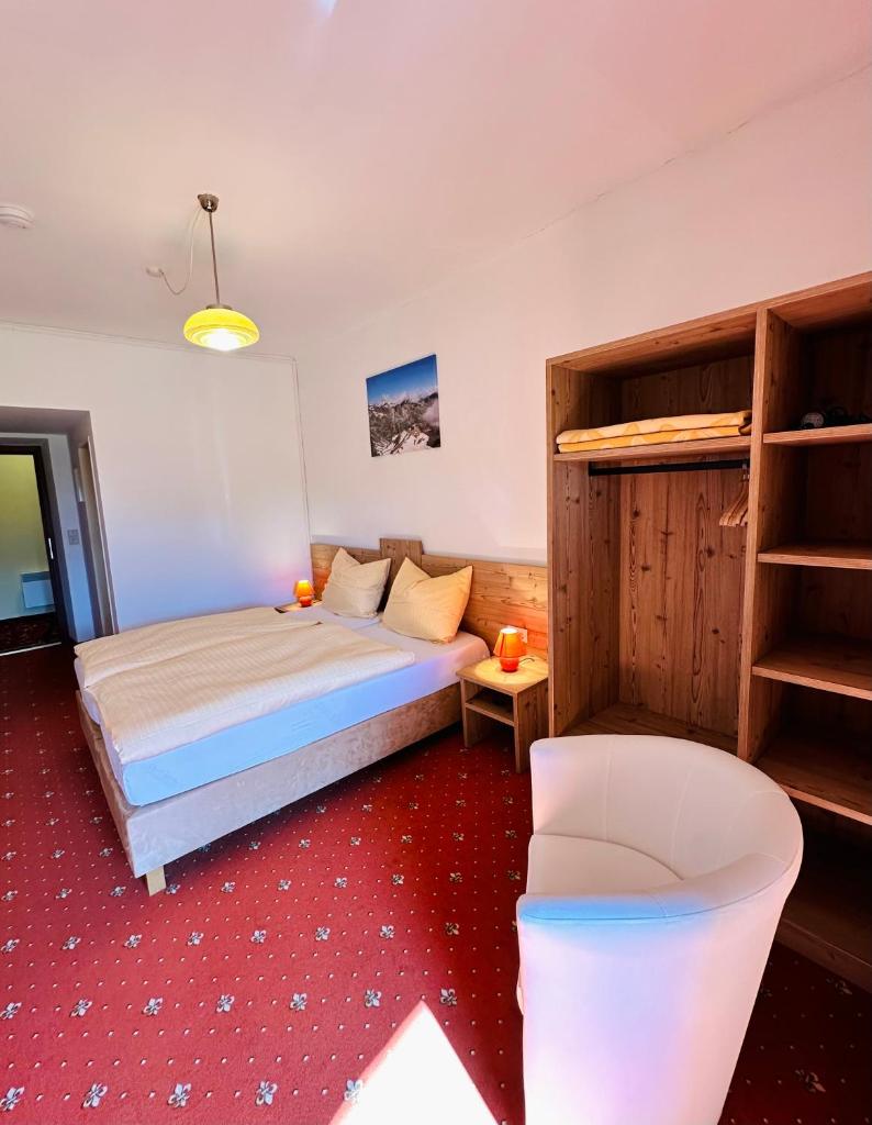 Landhotel Gasthof Eichhof Natters photo 2