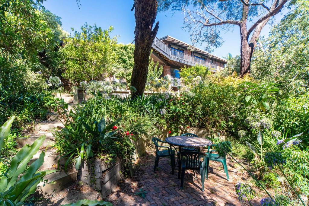 Dromana Tree House Private Gardens & Ocean Views photo 4