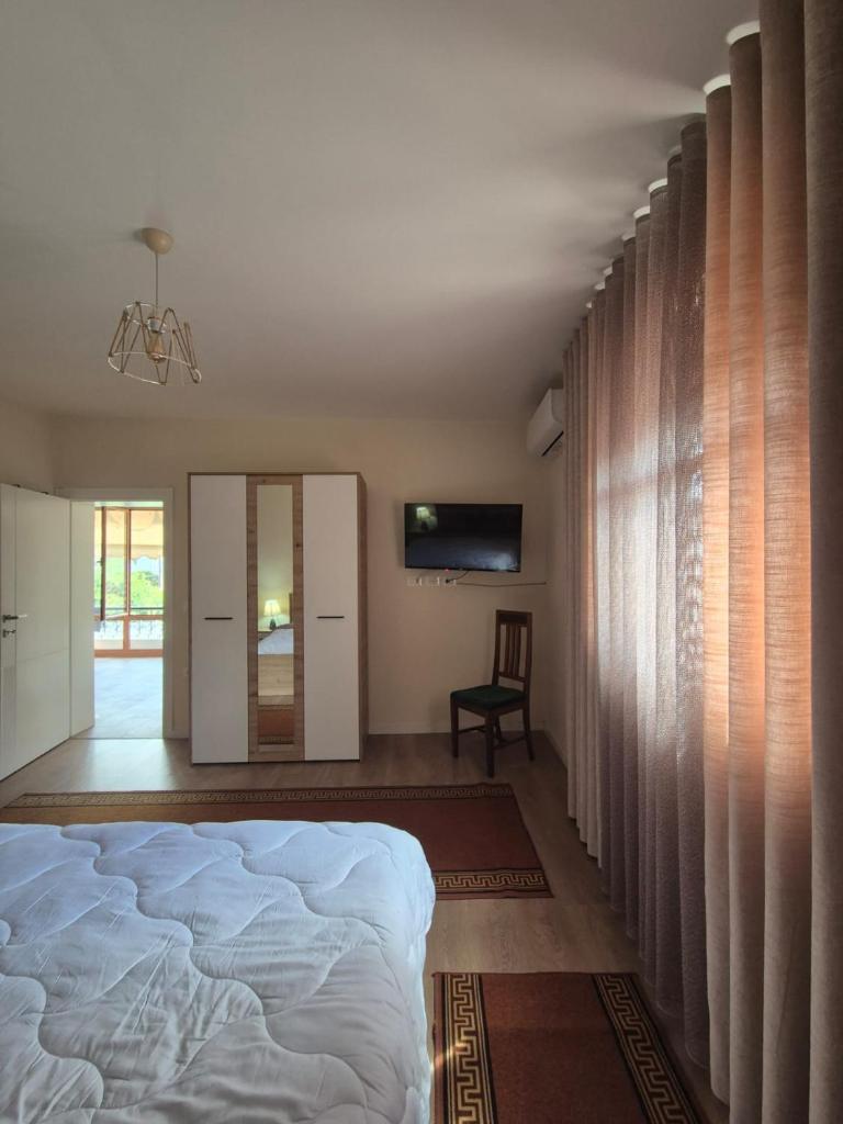 Kurmaku Guesthouse - Historic Stay inside Elbasan Castle photo 2