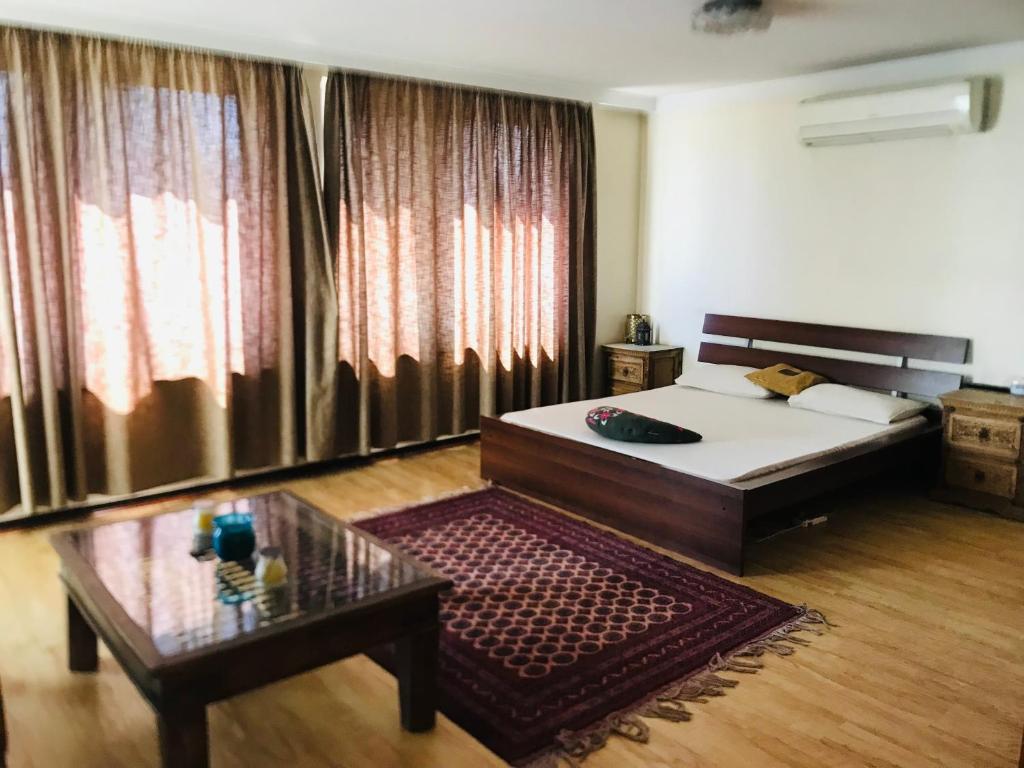 Zaman Sarai photo 4