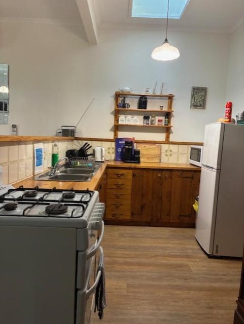 Creek Cottage photo 2