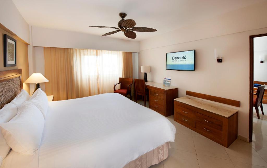 Сьюит (Клубный люкс «Премиум» (для 2 взрослых и 2 детей)), Occidental Caribe - All Inclusive