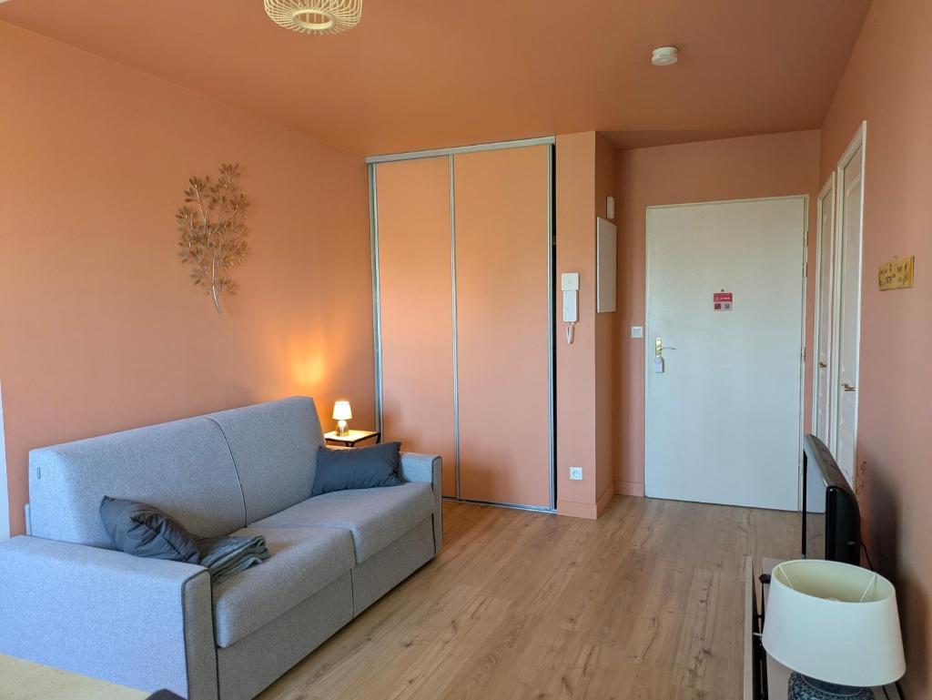 Studios TOUT INCLUS - Calme avec proximite du Centre Ville, Blois