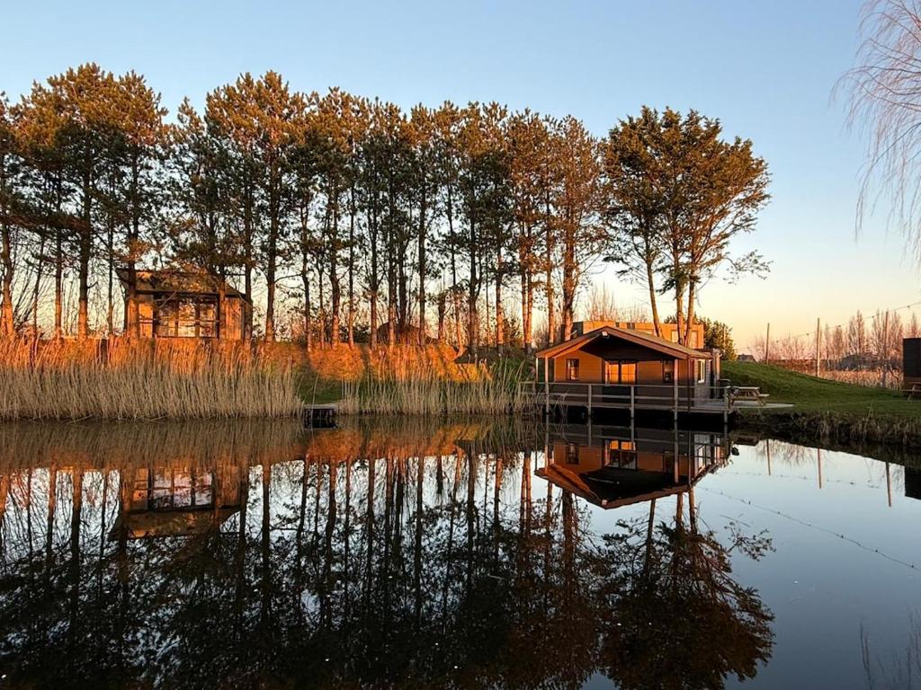 Uniek privé natuurdomein voor 14 personen photo 2