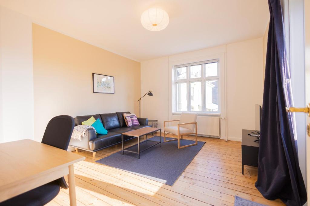 Central Lyngby Apartments - Tap to explore photos