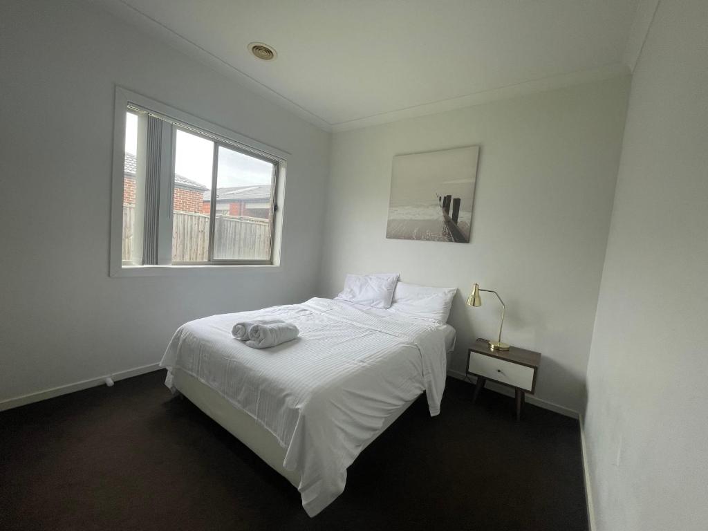 Discover Luxury Living & Aviation History photo 4
