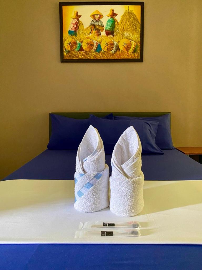 Elena's Suite El Nido Room Type - Deluxe Triple Room