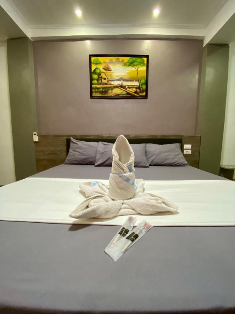 Elena's Suite El Nido Room Type - Family Room with Private Bathroom