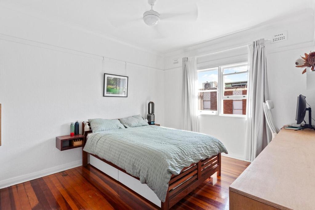 Stylish 2-Bedroom Inner West Haven photo 4