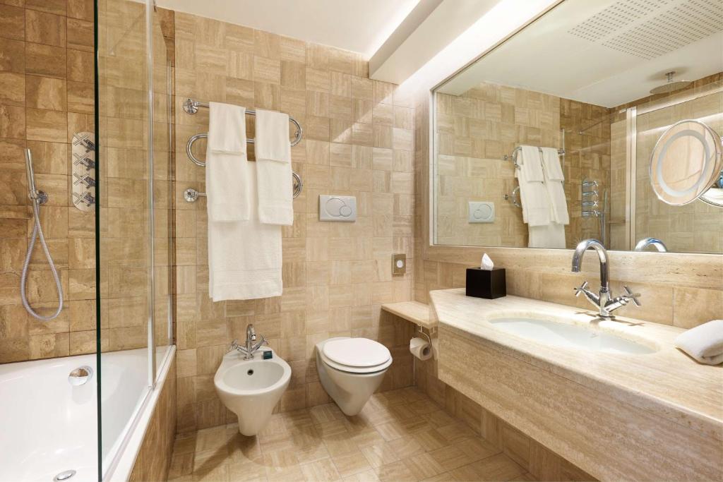 Hilton Rome Airport Room Type - Deluxe Twin Room