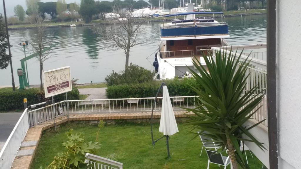 Cohete Boat photo 3