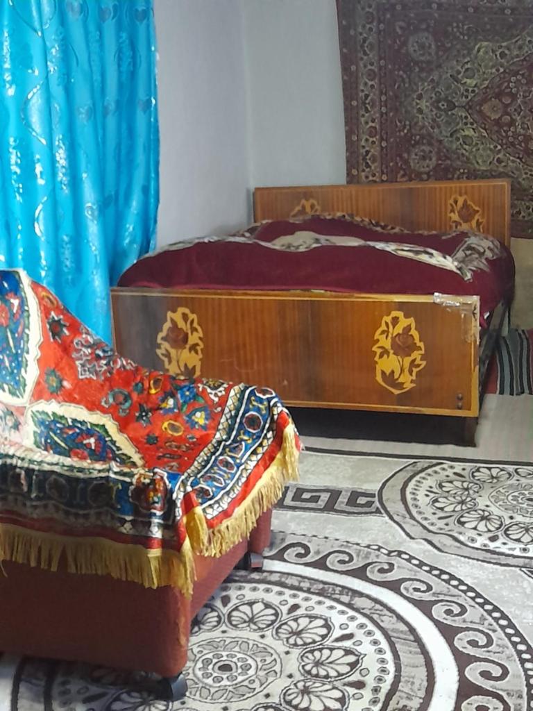 Həzrətqulu Qonaq evi - Rahat Ailəvi Fərdi Çoxotaqlı photo 2