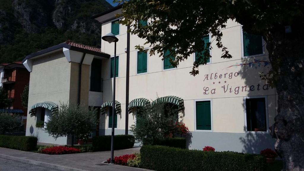 La Vigneta photo 2