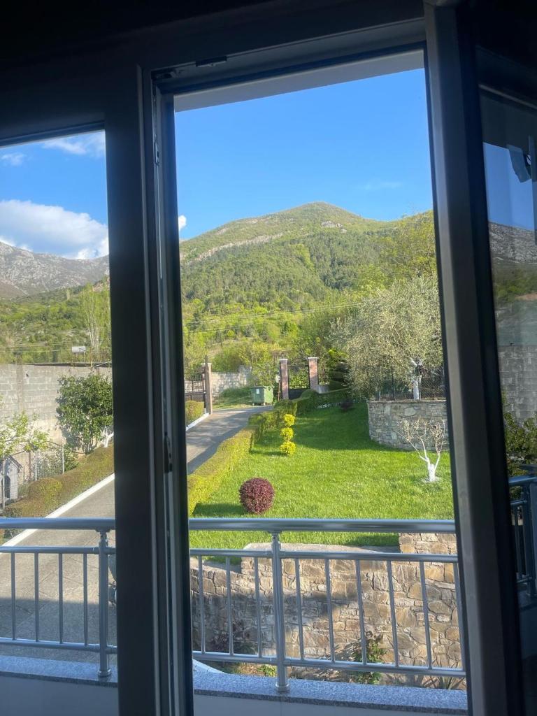 Ejlli Villa photo 1