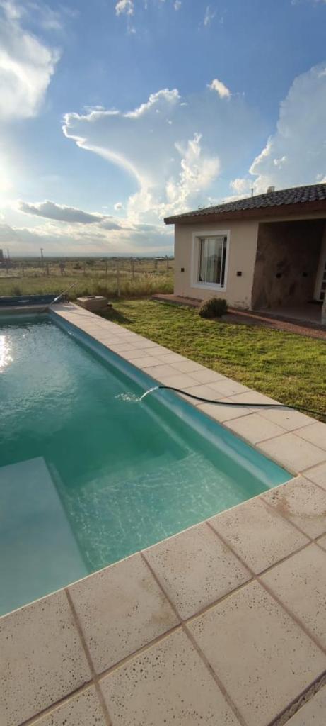 Casita con piscina photo 1