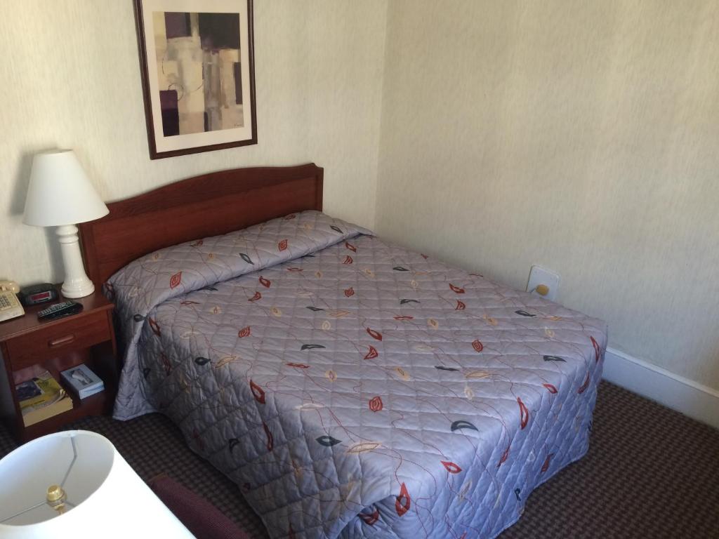 Двухместный (Небольшой номер с кроватью размера «queen-size»), Hotel Harrington
