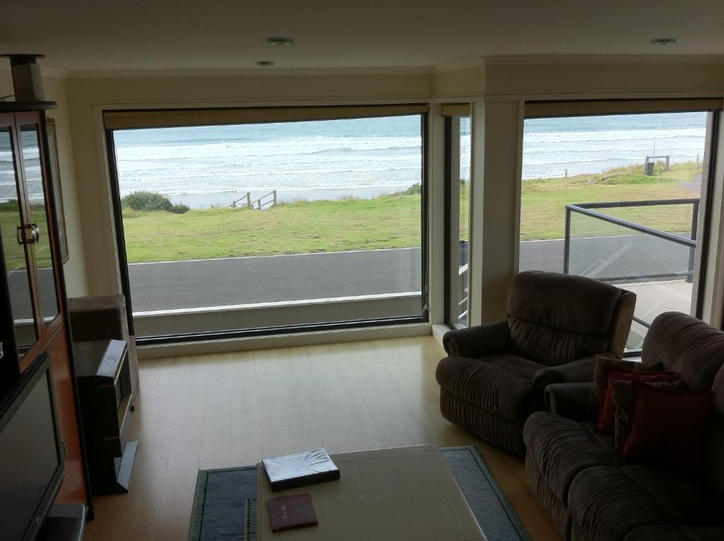 Boathouse Holiday House photo 4