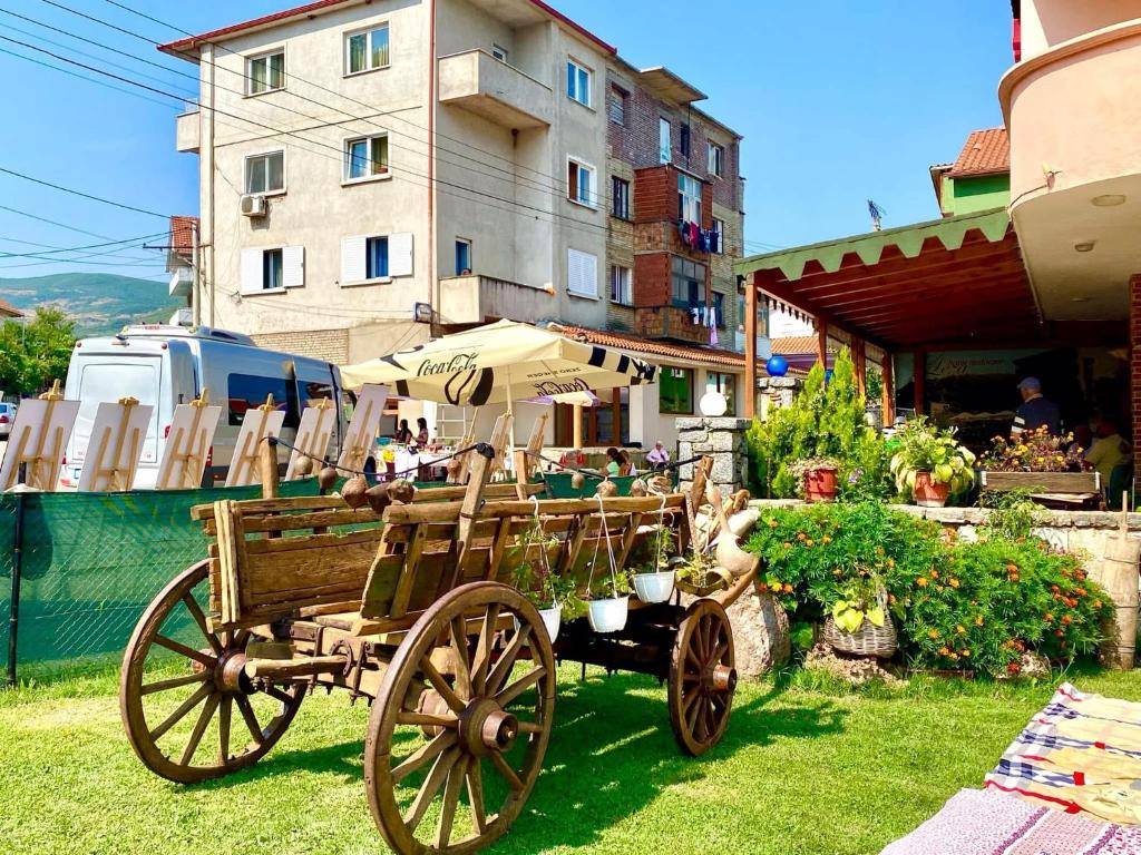 HOTEL RESTORANT LEZA photo 1