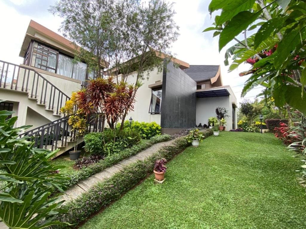 Luxurious Modern Villa at Vimala Hills photo 4