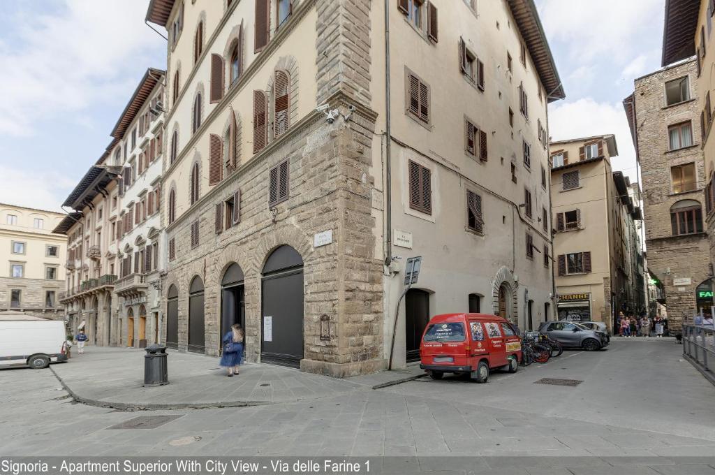 Rooms of Le Farine della Signoria Apartments by Mamo Florence